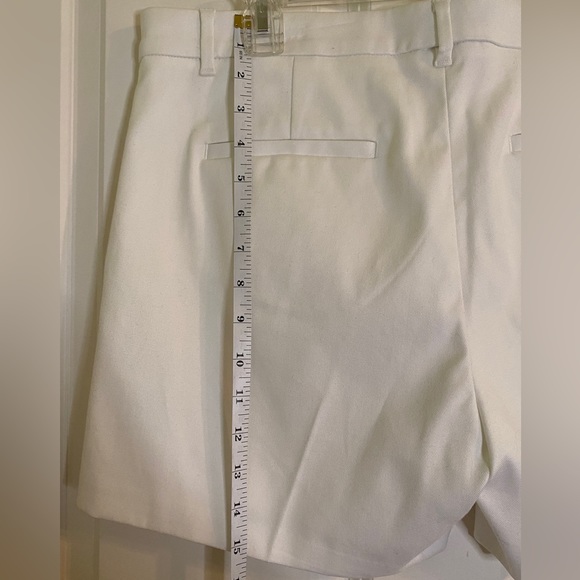 Banana Republic shorts white size 12 Hampton Fit very good condition - Picture 4 of 8